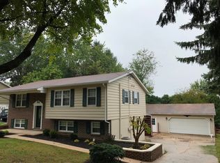 8 Whitcraft Ln, Shrewsbury, PA 17361