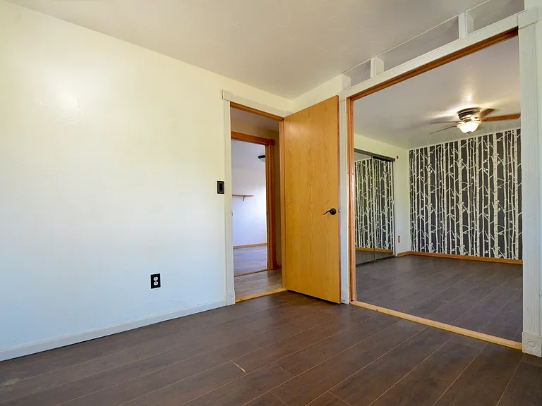 3004 Mission St — Photo 13