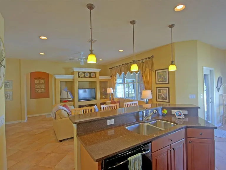 15825 Durango Cir — Photo 13