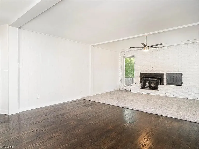 1313 Greenbriar St — Photo 18