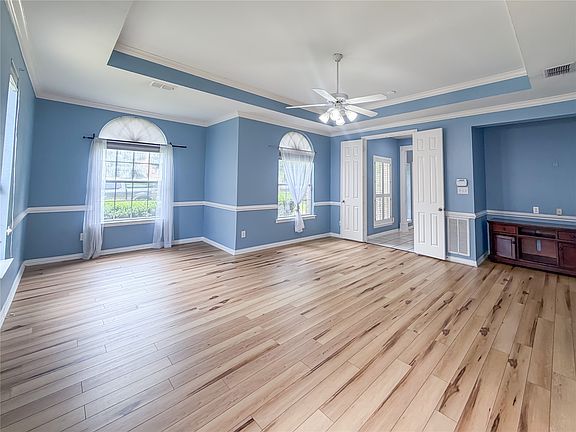 3rd image of 6214 Hidden Springs Ln