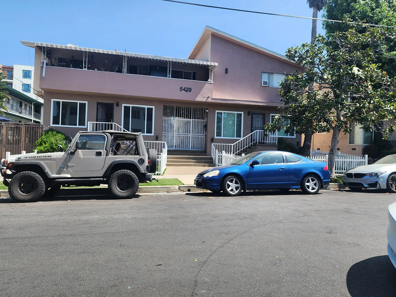 5439 Russell Ave — Photo 3