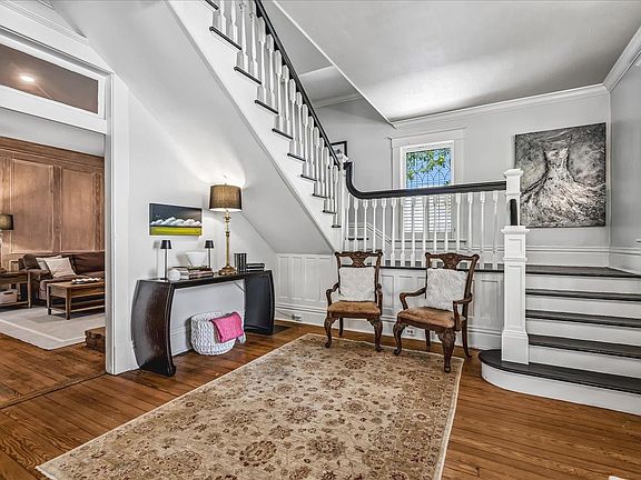 4th image of 1763 Glenwood Pl