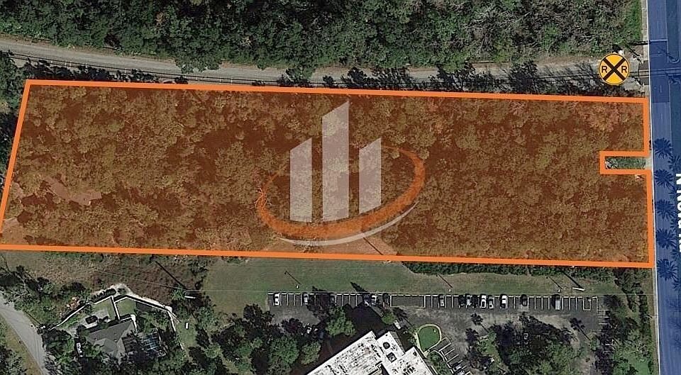 1st image of 644 N Nova Rd