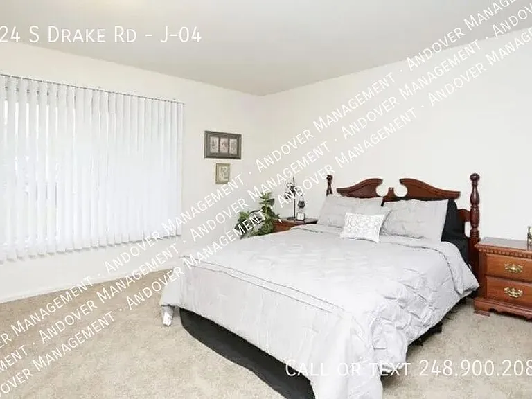 324 S Drake Rd #J-04 — Photo 14