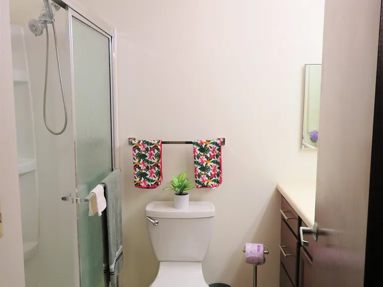 111 S Cayuga St — Photo 39