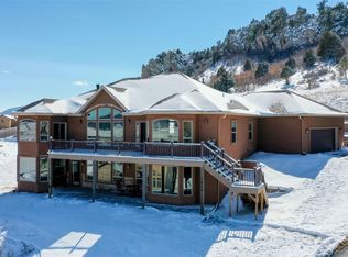 5608 Country Club Dr, Larkspur, CO 80118