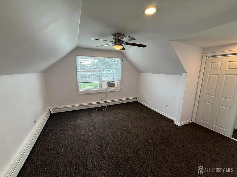 104 S Hyde Ave #2 — Photo 4