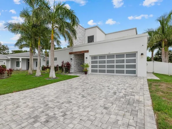 811 30th Ct E, Bradenton, FL 34208