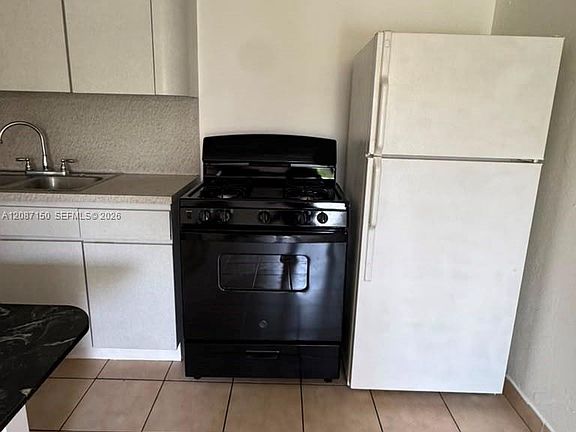 4th image of 1845 Pembroke Rd APT 4-27
