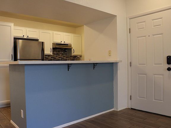 5th image of 2938 N 61st Pl Unit 231