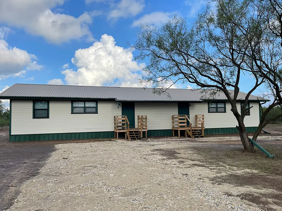 10678 Cottontail Ln