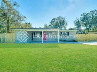 7628 Elvia Dr, Jacksonville, FL 32211