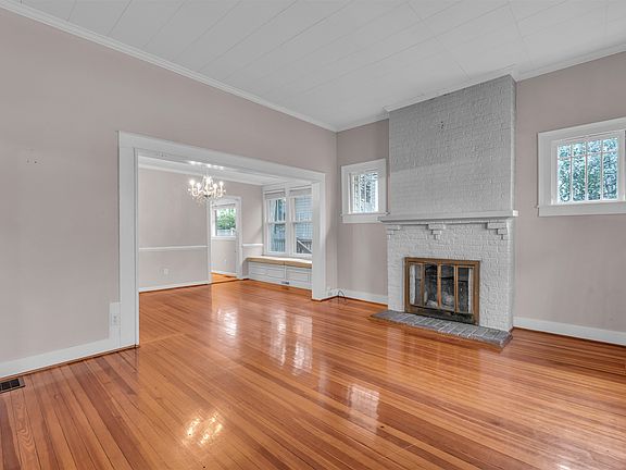 3rd image of 649 Palmetto St