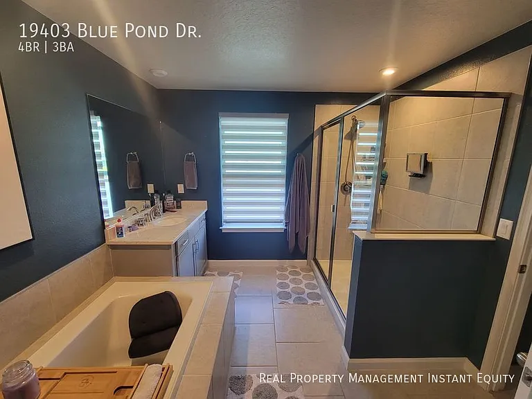 19403 Blue Pond Dr — Photo 23