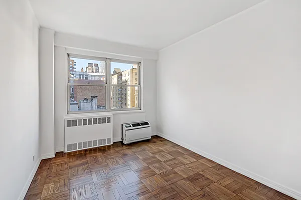 Sold by Compass | media 9