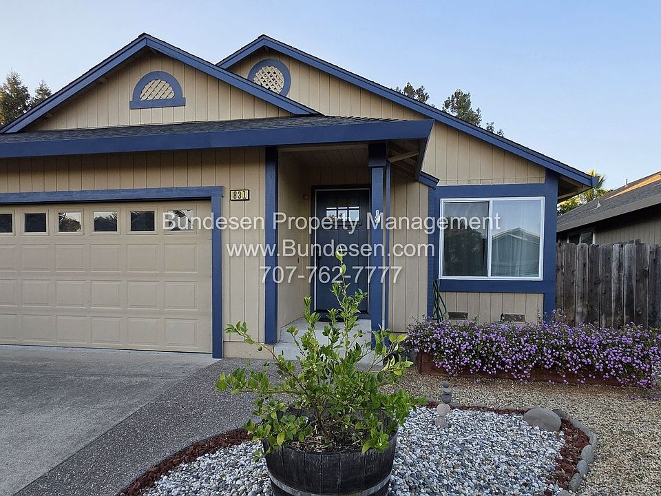 1st image of 831 Pulteney Pl