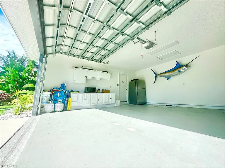 3639 Kent Dr — Photo 40