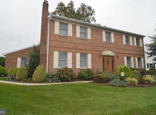 1112 Daniel St, Reading, PA 19605