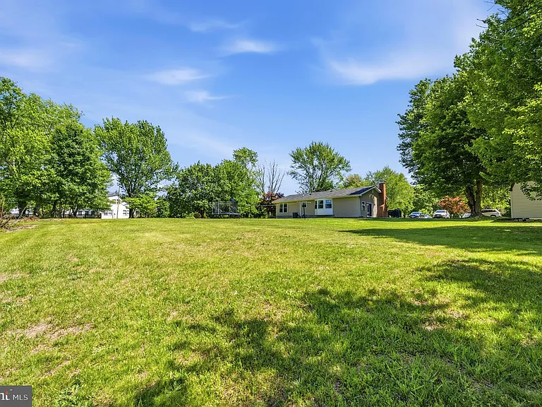 12712 Grosstown Rd — Photo 36