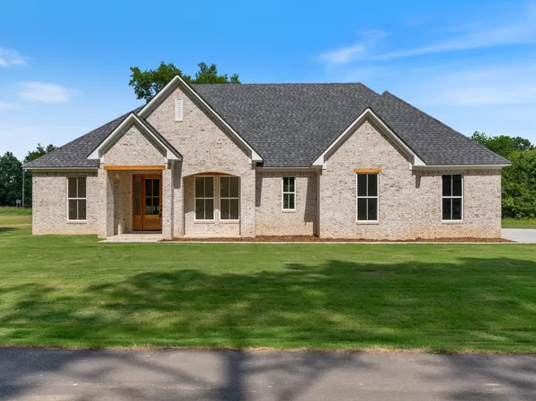 3 Cardin Cv, Greenbrier, AR 72058