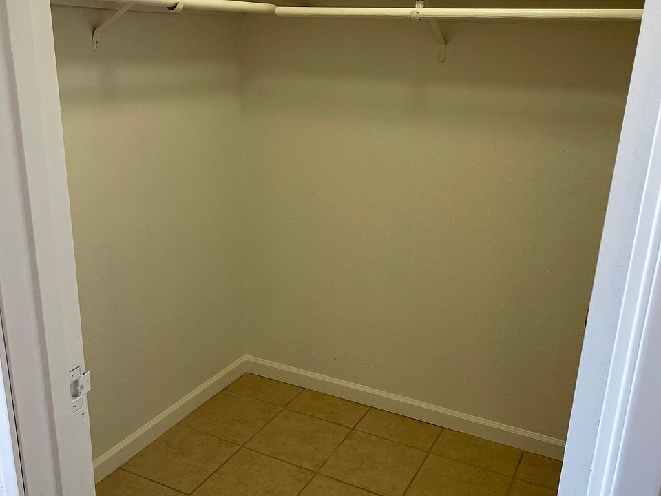 1st image of 2635 Sherwood St #10