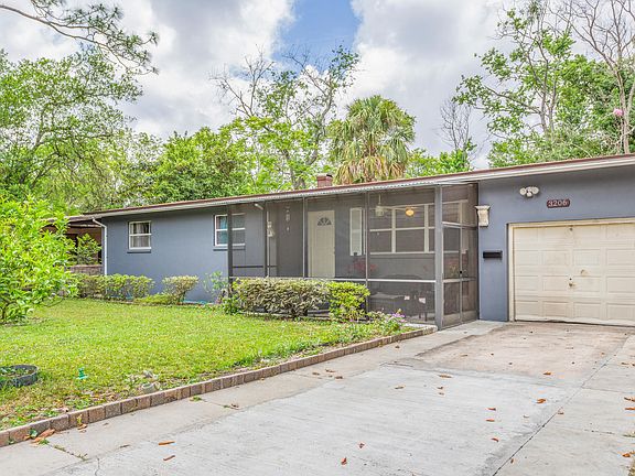 4th image of 3206 Cathedral Ln