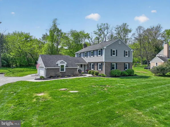 1088 Wood Ln, West Chester, PA 19382
