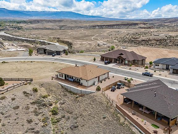 5th image of 183 Gunnison Ridge Ct