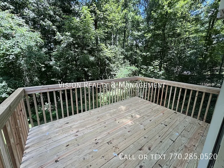 208 Wesley Chapel Rd — Photo 40