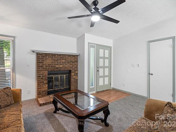 5th image of 7704 Heatherdale Ct