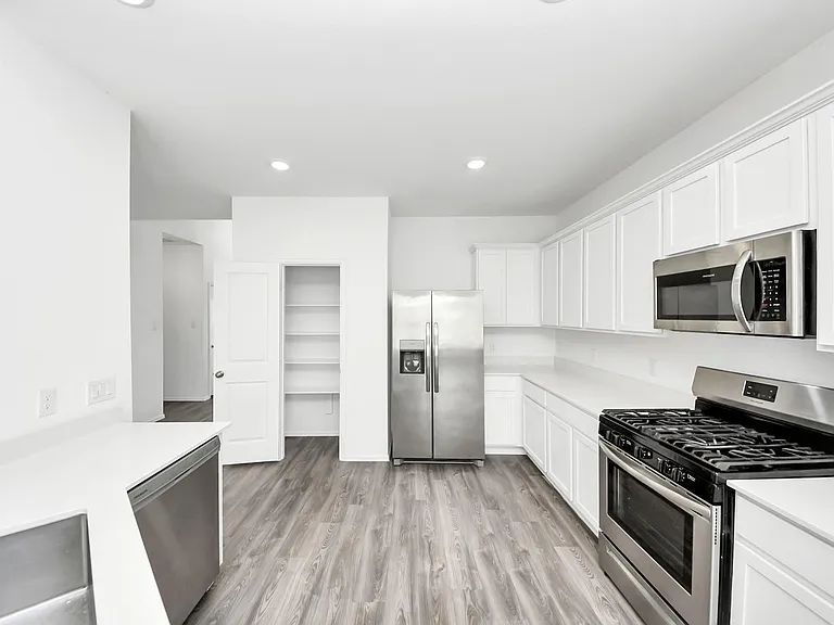 3815 Moss Hill Rd — Photo 13