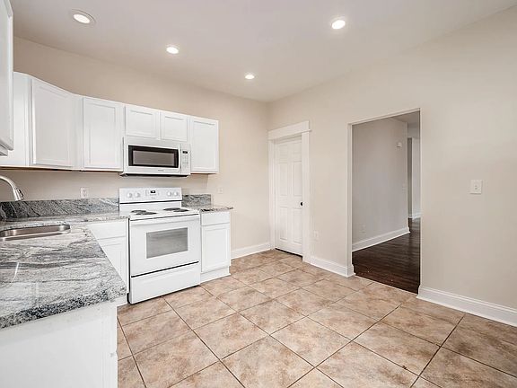 5th image of 563 Kimball Pl #563