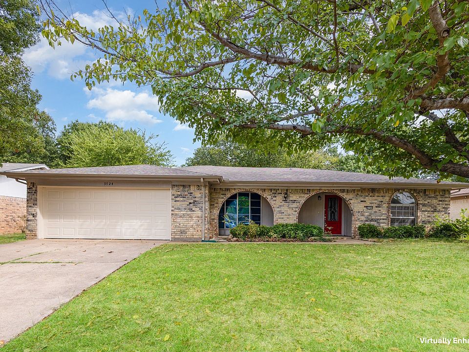 1st image of 3724 Venice Dr