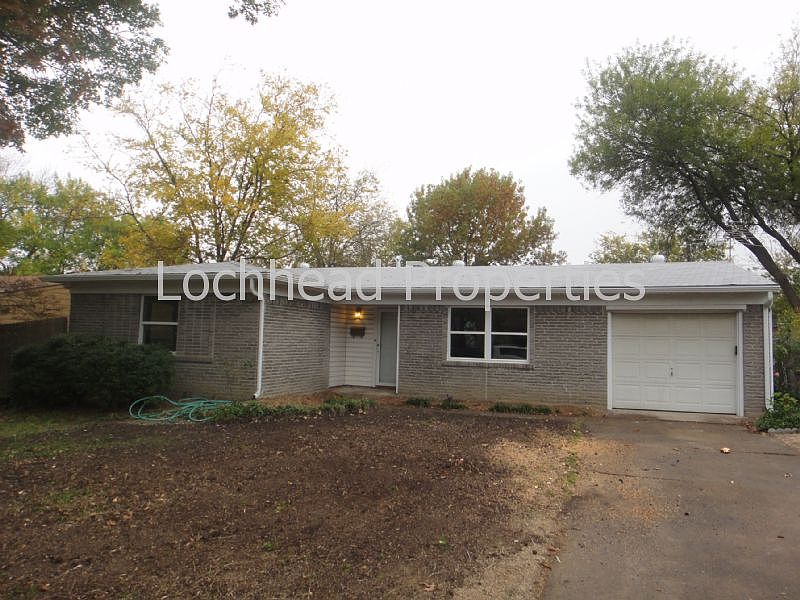 1st image of 3113 Caribbean Dr