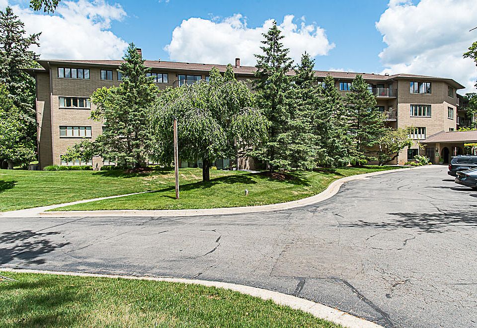 1st image of 4040 Greenleaf Cir APT 408