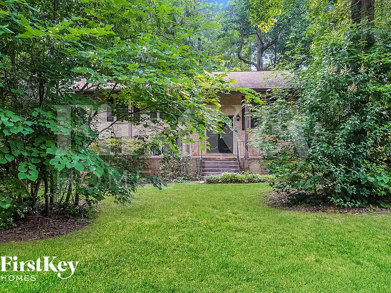 9208 Thayer Rd — Photo 1