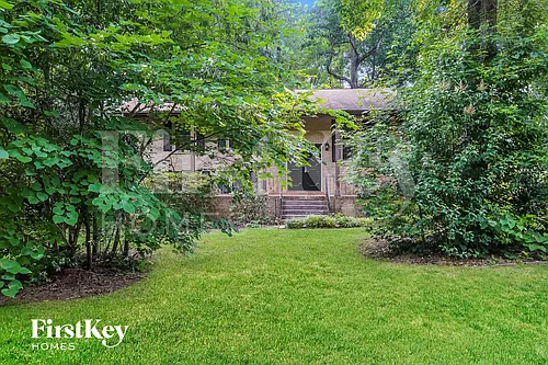 9208 Thayer Rd Photo 1