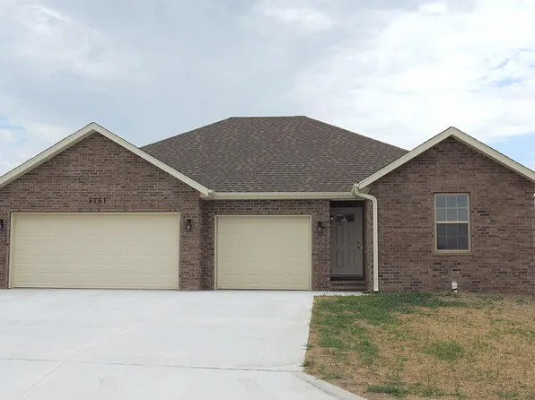 3761 W Riley Street, Bolivar, MO 65613
