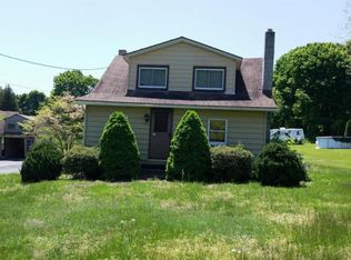 99 Vermont Rd, Sinking Spring, PA 19608