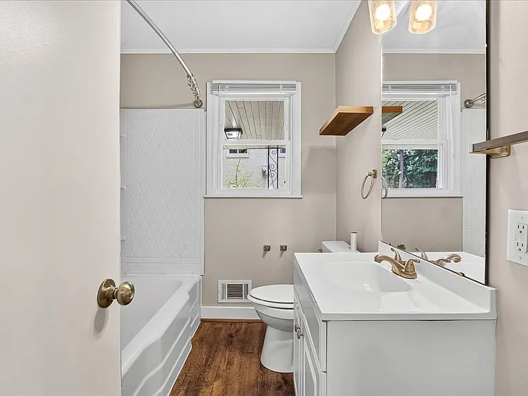 1512 Lynne Ave — Photo 16