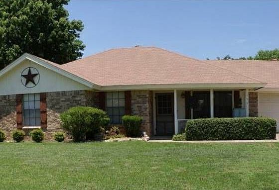 1st image of 699 Redbud Dr