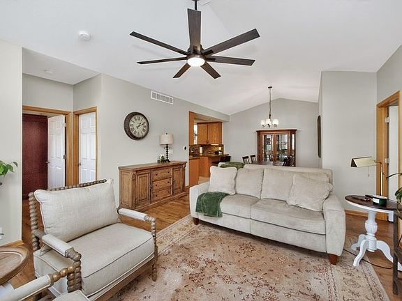 3rd image of 2012 SW 35th St