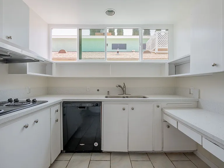 432 S Sierra Madre Blvd #1 — Photo 18
