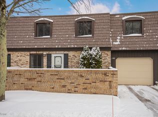 581 Tollis Pkwy #3-26, Broadview Heights, OH 44147