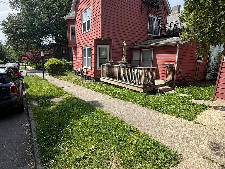 25 Carroll St #2 — Photo 26
