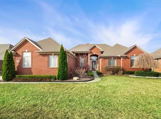 7643 Hartwick Ct, Shelby Township, MI 48316