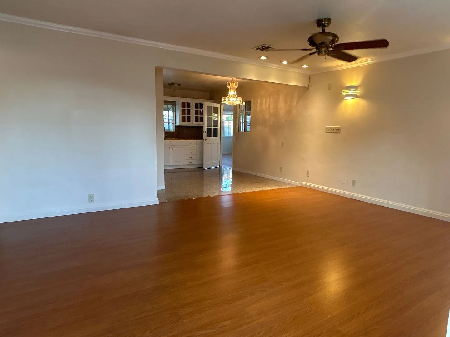 Spacious 3-bedroom Single House for Rent in Rosemead in Quiet Neighborhood — Photo 2