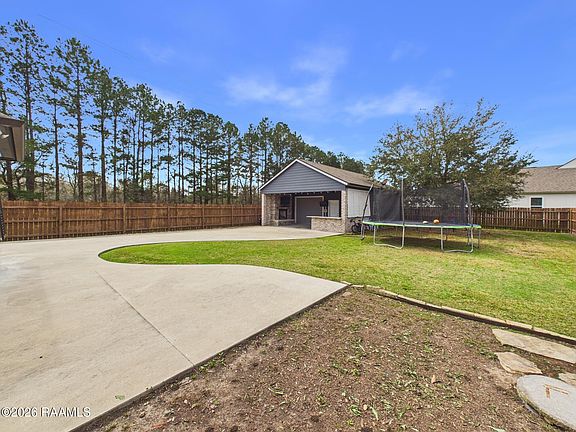 3rd image of 1001 Renella Simon Dr