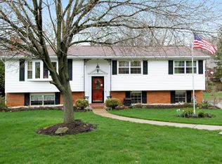 2505 Autumnwood Dr, Glenshaw, PA 15116